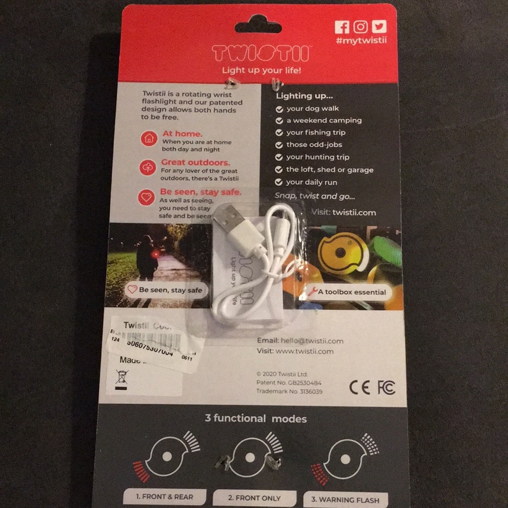 Twistii Wrist Flashlight - Picture 6 of 10